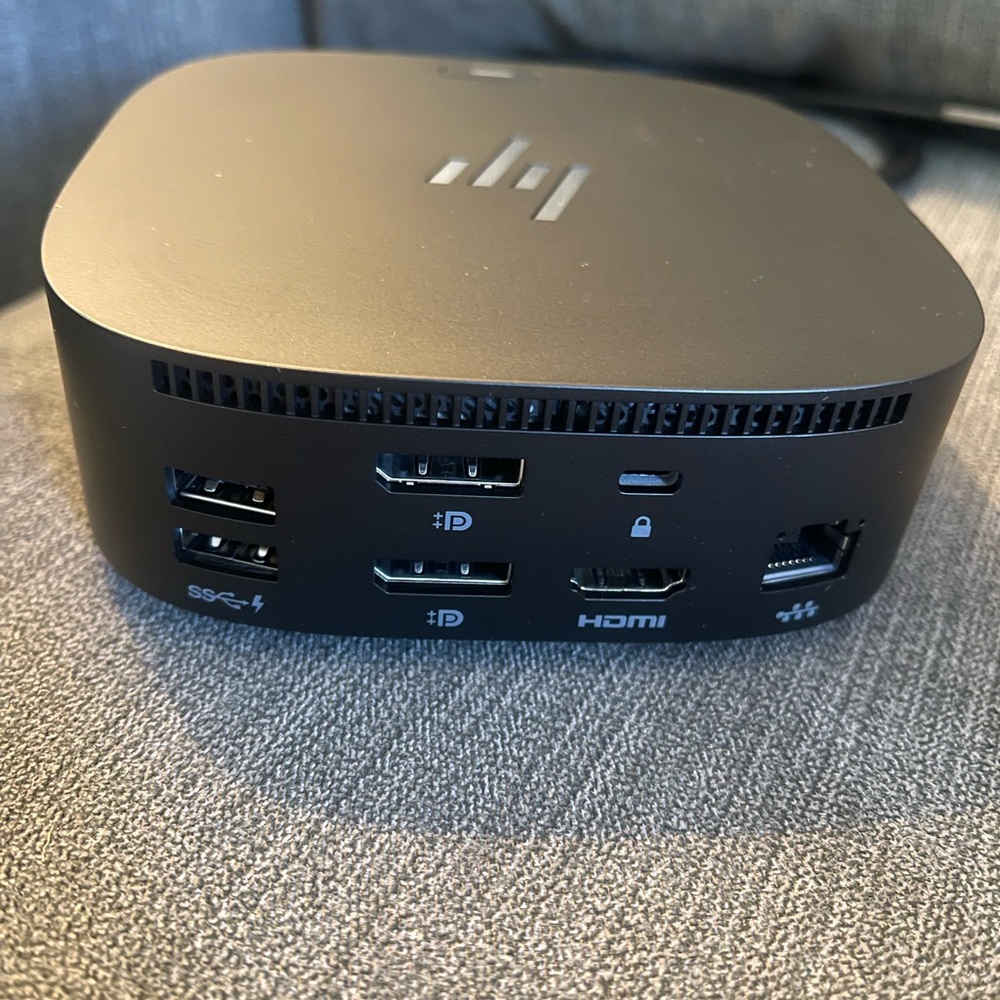 HP Docking Station - Picture 6 of 7